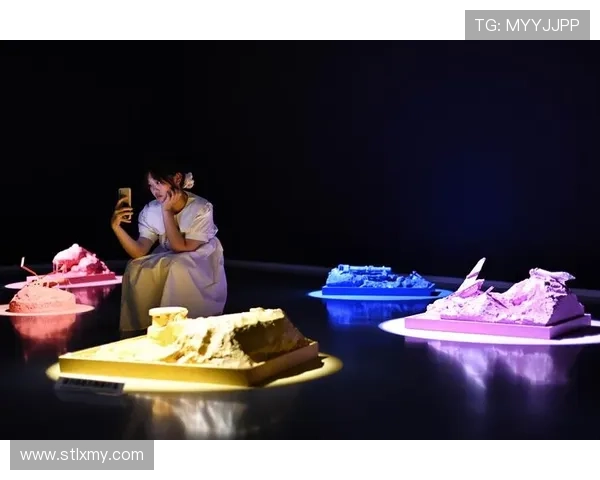 大连影城今日影讯：光影斑斓，精彩无限，你的银幕之旅，今日启程！